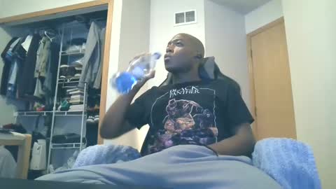 Snapshot of solidsnake992 chatting on December 2024 02:39:02 PM solidsnake992 online show from December 2024 02:39:02 PM