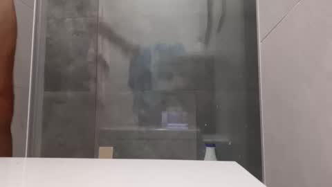 ShyGuy online show from November 2025 07:03:02 PM