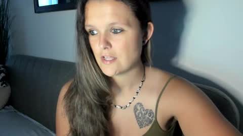 SomeonesDay online show from October 2025 06:17:01 AM