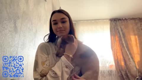 Snapshot of somerfrieler chatting on October 2025 07:10:02 AM Hello My name is Jane im new model here and little but shy but curious. online show from October 2025 07:10:02 AM