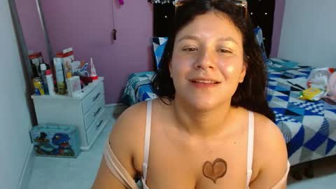 sonialatin69 online show from December 2024 06:31:01 PM