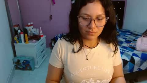 sonialatin69 online show from December 2024 06:59:02 PM