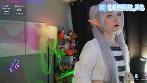 Snapshot of sonnie_mami chatting on October 2025 01:00:02 PM Sonnie online show from October 2025 01:00:02 PM