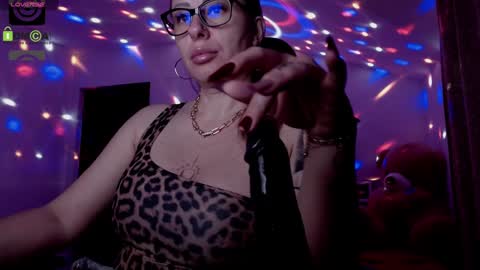 Sonia online show from December 2024 04:01:01 AM
