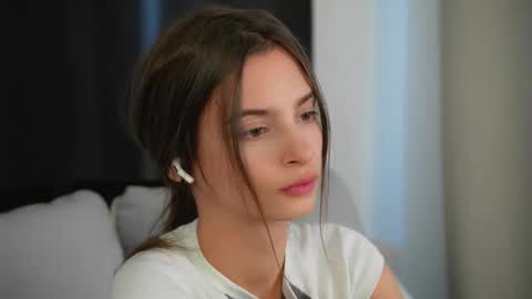 Snapshot of sonyaericsson chatting on September 2025 09:13:01 AM Eva 3 online show from September 2025 09:13:01 AM