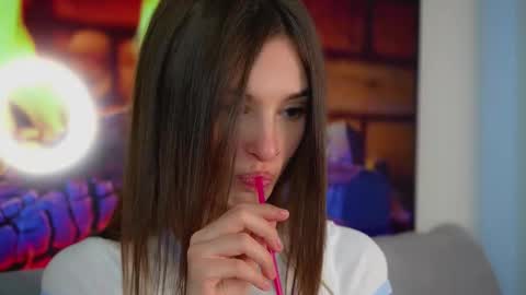 Snapshot of sonyaericsson chatting on October 2025 10:00:02 AM Eva 3 online show from October 2025 10:00:02 AM