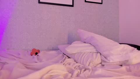 Sophia online show from January 2025 10:56:01 PM