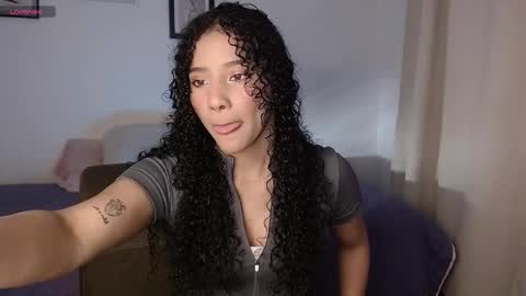 Snapshot of sophi_baby chatting on October 2025 02:11:02 AM Sophi baby online show from October 2025 02:11:02 AM