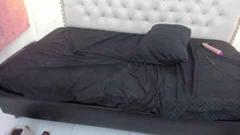 sophia__beauty online show from October 2025 02:04:01 PM