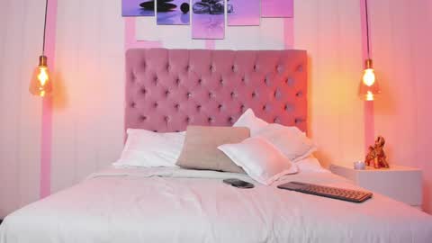 sophia_turneer online show from December 2024 05:12:01 AM