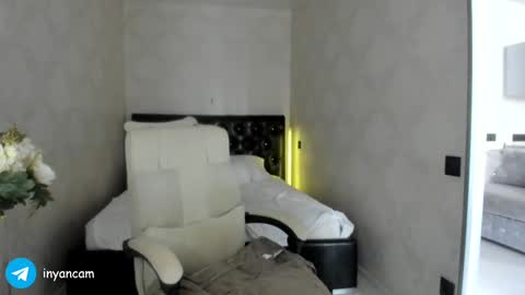 Snapshot of sophie_in chatting on March 2025 05:00:02 AM Sonya online show from March 2025 05:00:02 AM