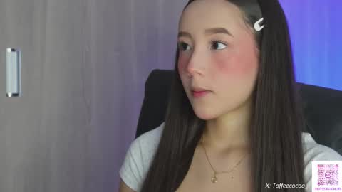 Sophie or Sof online show from September 2025 07:08:02 PM