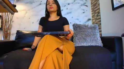 Sophie online show from October 2025 12:47:01 PM