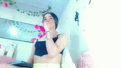 sophie_miaa online show from December 2024 02:08:02 AM