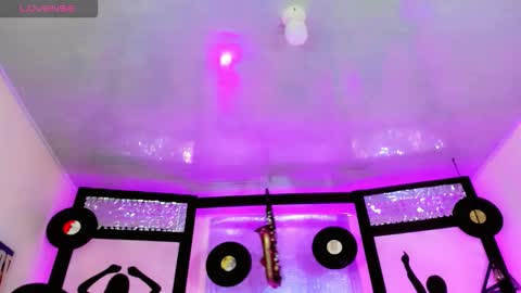 sophie_miaa online show from September 2025 11:43:01 AM