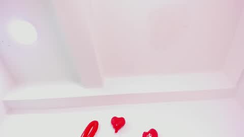 Snapshot of sophie_newton chatting on February 2025 06:30:02 PM sophie_newton online show from February 2025 06:30:02 PM