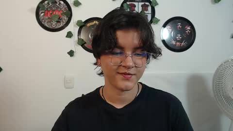 sophie_ross1 online show from September 2025 03:53:01 AM