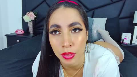 Sophie Carther online show from January 2025 06:49:01 PM