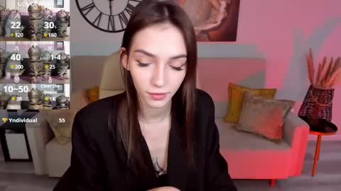 Snapshot of sophiecherrie chatting on December 2024 03:45:02 PM Sophie online show from December 2024 03:45:02 PM