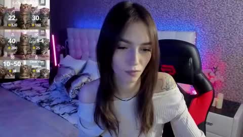 Snapshot of sophiecherrie chatting on March 2025 08:33:02 AM Sophie online show from March 2025 08:33:02 AM