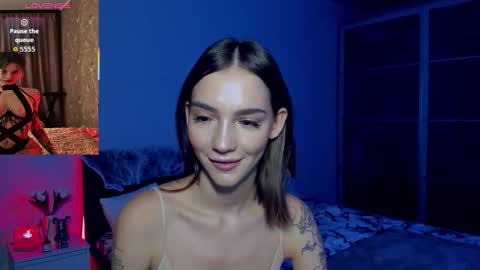 Snapshot of sophiecherrie chatting on November 2025 11:40:02 PM Sophie online show from November 2025 11:40:02 PM