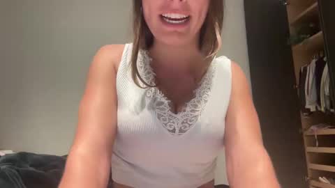 sophiedove online show from September 2025 06:26:02 AM