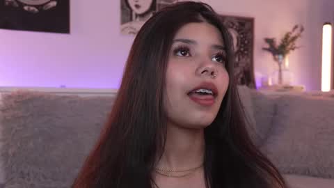 Sophiee  online show from September 2025 07:50:02 PM