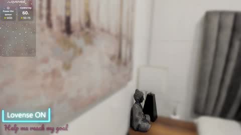 Sophie  online show from January 2025 10:31:02 AM