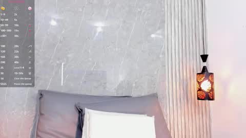 Snapshot of sophiee_velvet chatting on February 2025 05:18:02 PM online show from February 2025 05:18:02 PM