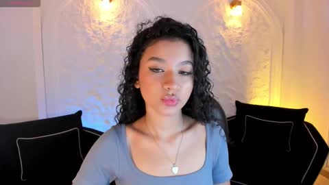 Sophie Houston online show from September 2025 02:48:02 AM
