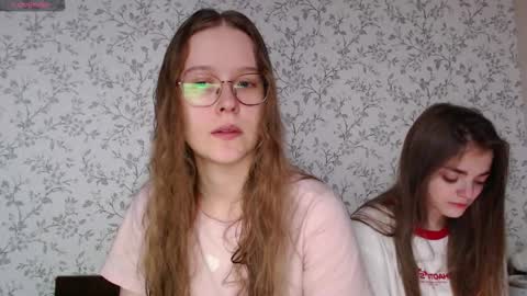 Sophie and my bestie Mandy    online show from November 2025 08:05:02 AM