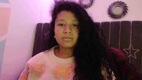 Snapshot of sophiia_dreams chatting on October 2025 11:35:01 PM Sophia this is not my real name online show from October 2025 11:35:01 PM