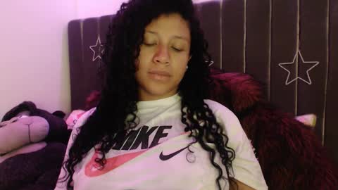 Snapshot of sophiia_dreams chatting on October 2025 01:50:01 AM Sophia this is not my real name online show from October 2025 01:50:01 AM