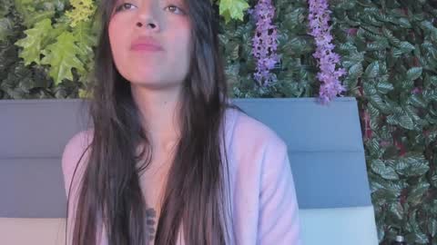 Snapshot of sophy_smilesweet chatting on December 2024 05:55:02 PM SOPHY ROGERS online show from December 2024 05:55:02 PM