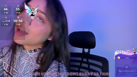Snapshot of sophy_smilesweet chatting on December 2024 02:38:02 PM SOPHY ROGERS online show from December 2024 02:38:02 PM