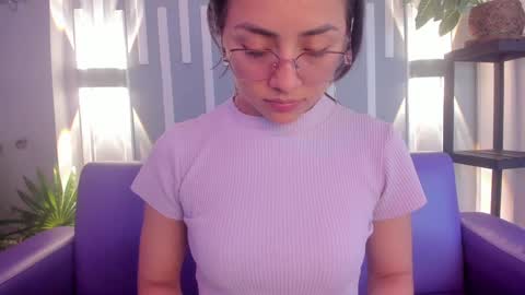 Snapshot of sophy_smilesweet chatting on January 2025 11:35:02 AM SOPHY ROGERS online show from January 2025 11:35:02 AM