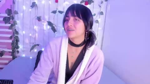 Snapshot of sophy_smilesweet chatting on January 2025 11:46:01 AM SOPHY ROGERS online show from January 2025 11:46:01 AM