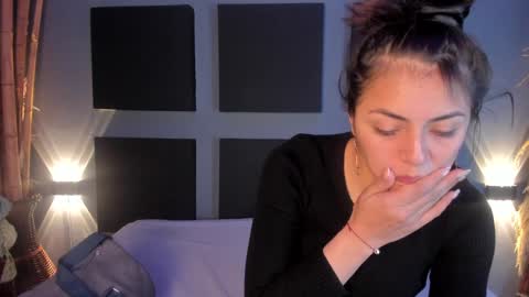 Snapshot of sophy_smilesweet chatting on February 2025 11:55:01 AM SOPHY ROGERS online show from February 2025 11:55:01 AM