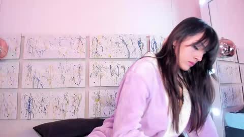 Snapshot of sophy_smilesweet chatting on February 2025 05:54:02 PM SOPHY ROGERS online show from February 2025 05:54:02 PM