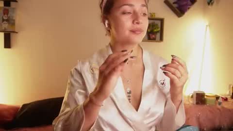 Snapshot of sophy_smilesweet chatting on November 2025 11:56:02 AM SOPHY ROGERS online show from November 2025 11:56:02 AM