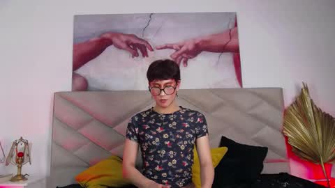 soro_lovelyboy online show from September 2025 03:17:02 AM