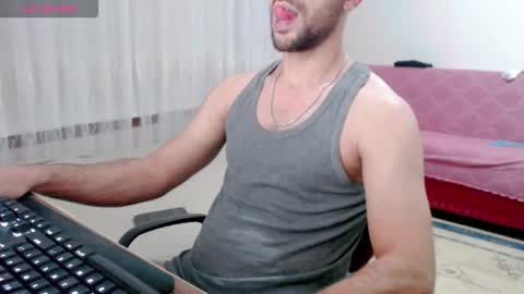 Snapshot of sorrymybadd chatting on October 2025 10:10:01 PM luis online show from October 2025 10:10:01 PM