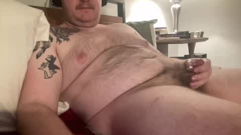 Snapshot of southern_bate_cub chatting on January 2025 02:15:02 AM southern_bate_cub online show from January 2025 02:15:02 AM