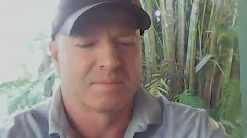 Snapshot of soveryhandsome chatting on October 2025 07:01:02 AM soveryhandsome online show from October 2025 07:01:02 AM