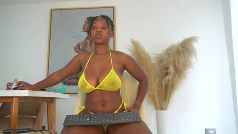 Snapshot of sow_fitt chatting on September 2025 02:30:01 PM sow_fitt online show from September 2025 02:30:01 PM