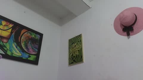 Snapshot of soy_isabel chatting on January 2025 03:13:01 AM soy_isabel online show from January 2025 03:13:01 AM