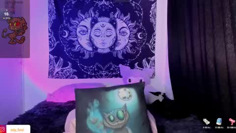 LUISA  online show from February 2025 09:20:02 PM