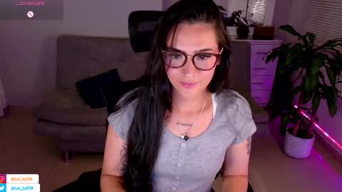 Luisa    online show from February 2025 01:11:01 AM