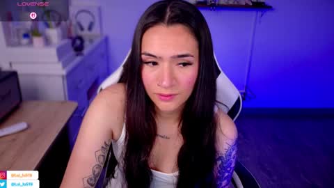 Luisa    online show from October 2025 04:35:01 PM