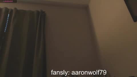 Snapshot of soyelpoti79 chatting on November 2025 01:09:02 PM WhiteWolfFL online show from November 2025 01:09:02 PM